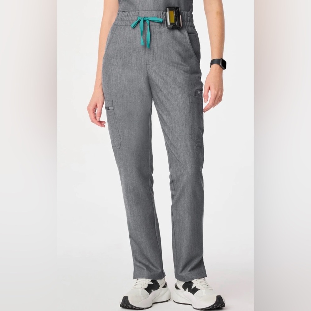 Figs Scrubs Dowa High Waisted Relaxed Straight Leg